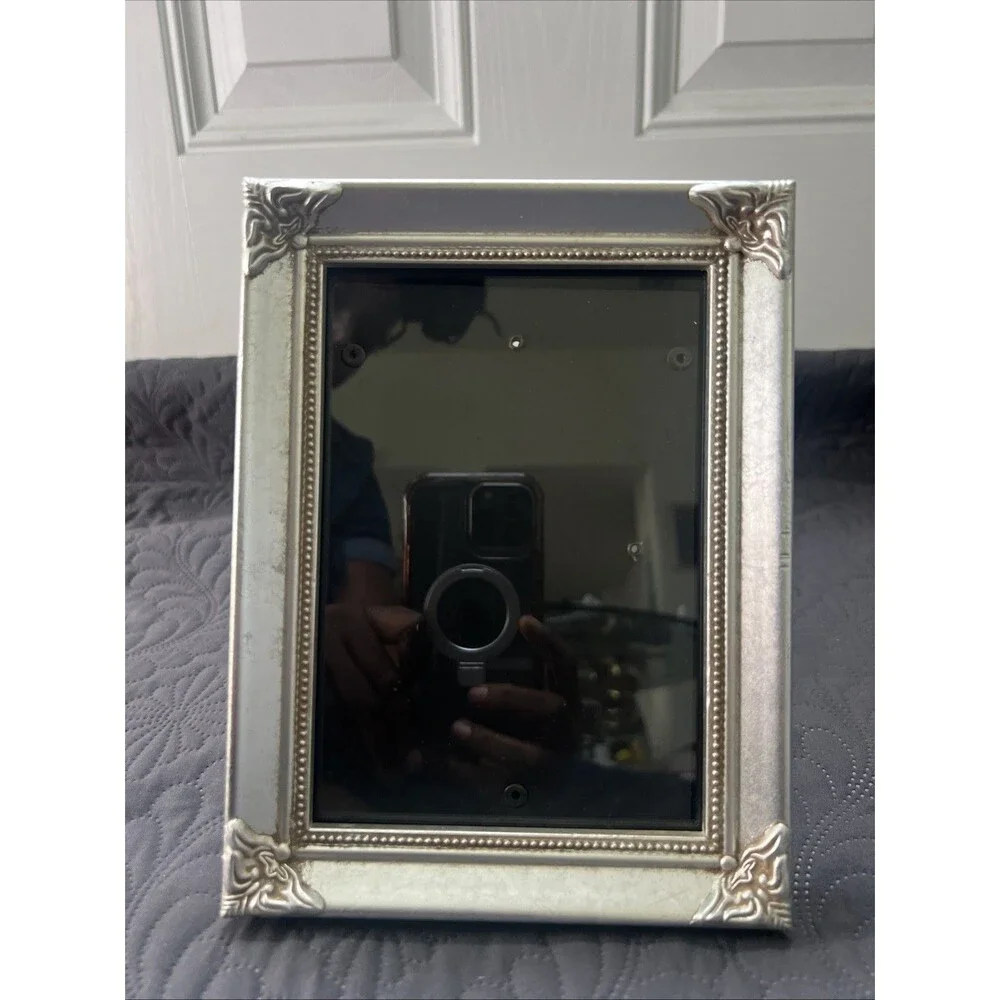 VTG Gorgeous Ornate Wooden Silver Metallic 5x7 in Photo Frame Home Decor Accent